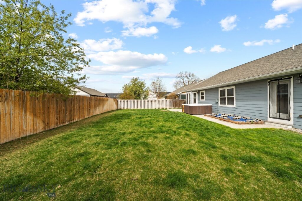 339 Cedar Wood, Bozeman MT 59718