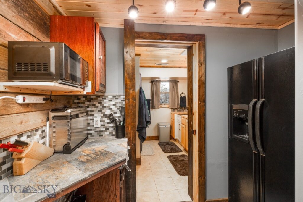 327 Rifle Road, Bozeman MT 59715