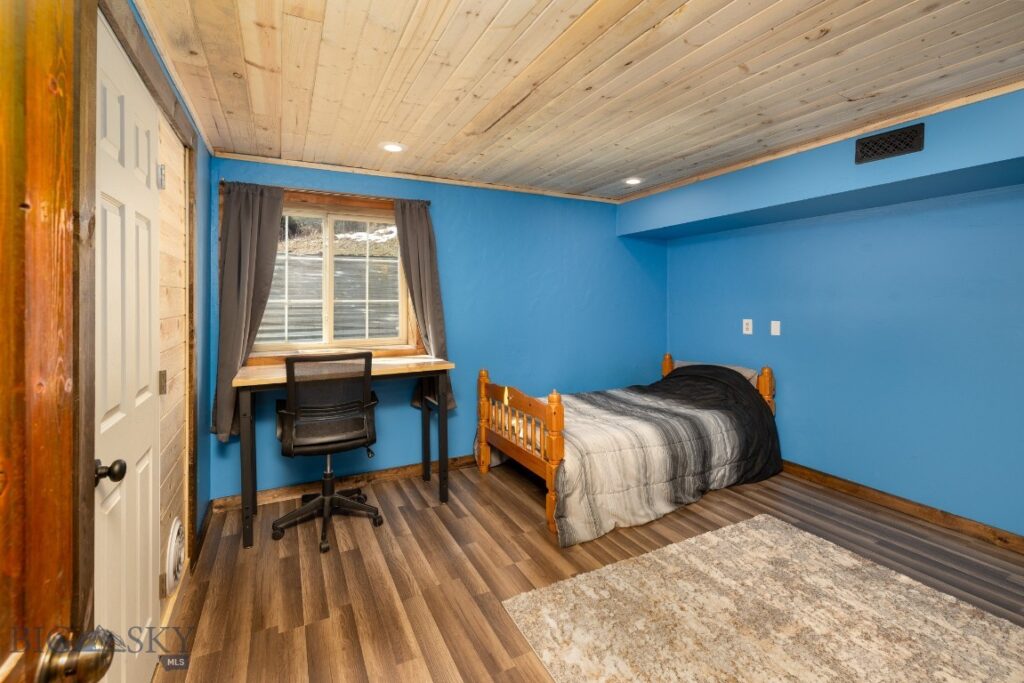 327 Rifle Road, Bozeman MT 59715