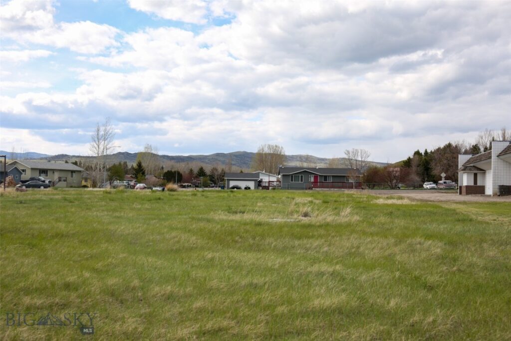 NHN Sun Avenue, Livingston MT 59047