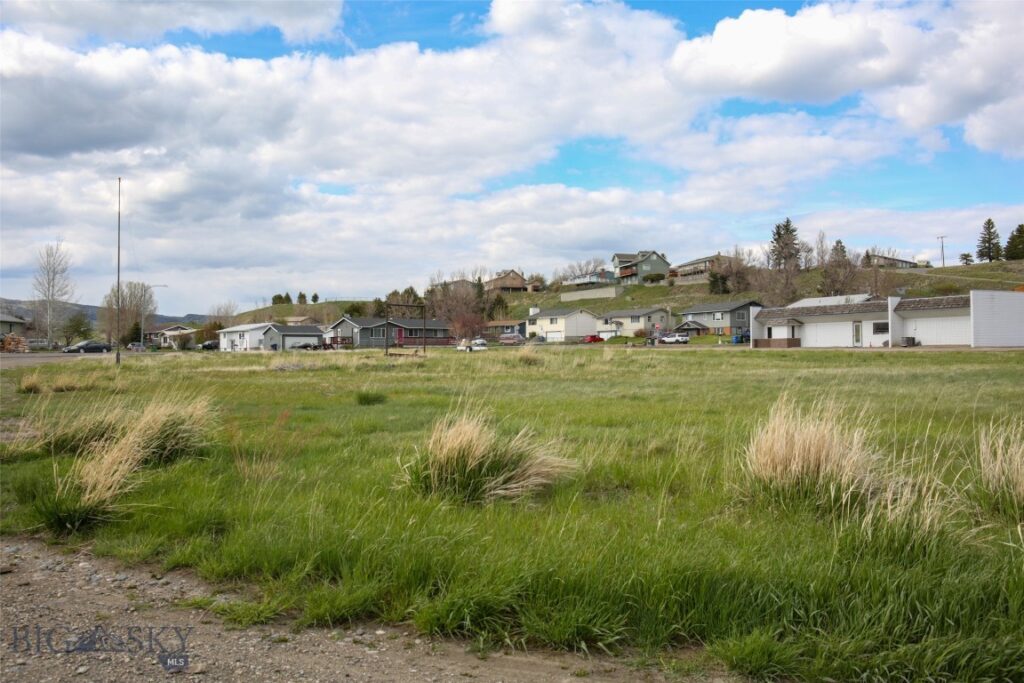 NHN Sun Avenue, Livingston MT 59047