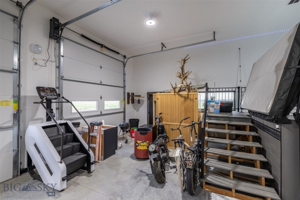 5155 Clearview Road, Belgrade MT 59714