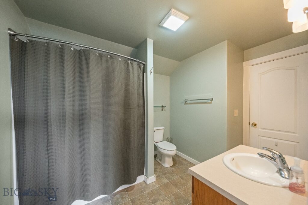 174 Heidi Lane, Belgrade MT 59714