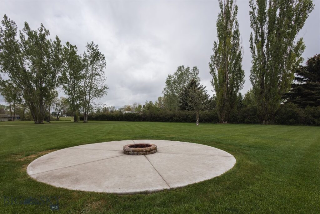 236 Cirque Drive, Bozeman MT 59718