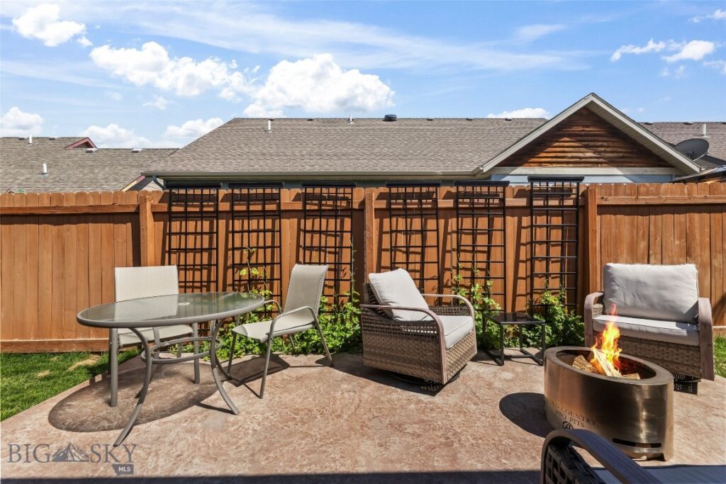 80 Wally D Lane, Belgrade MT 59714