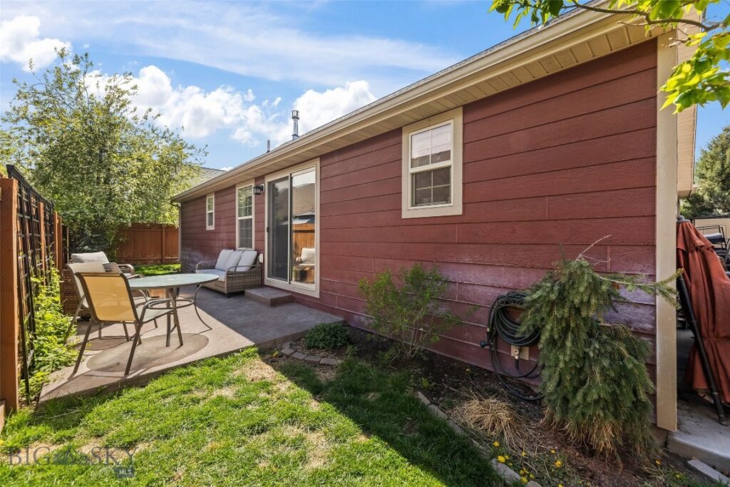 80 Wally D Lane, Belgrade MT 59714