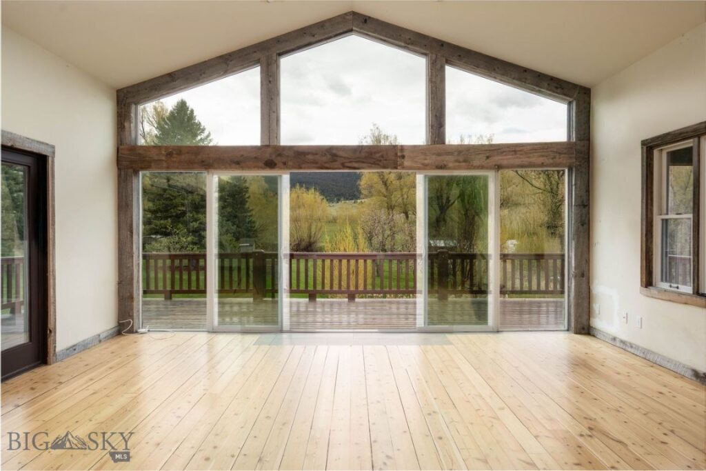 262 Swingley Road, Livingston MT 59047