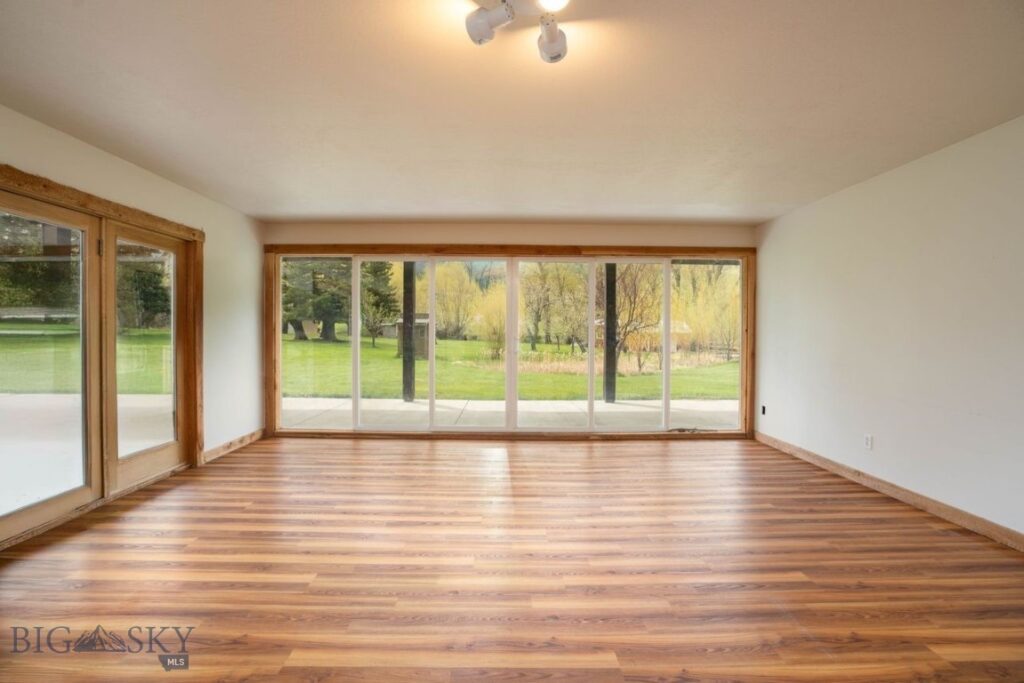 262 Swingley Road, Livingston MT 59047
