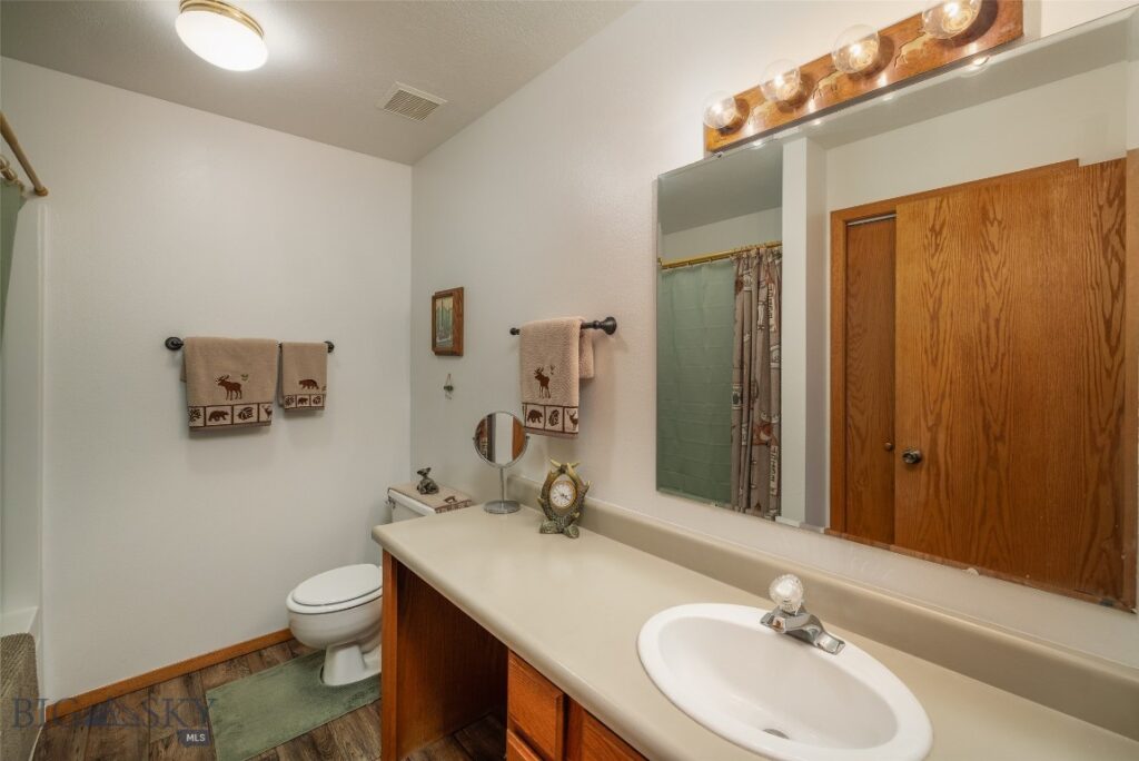 706 Church Street, Belgrade MT 59714