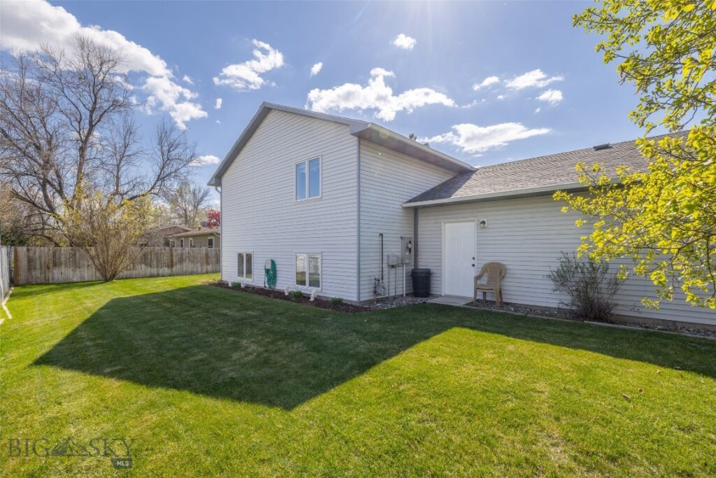 706 Church Street, Belgrade MT 59714