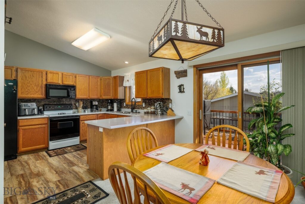 706 Church Street, Belgrade MT 59714