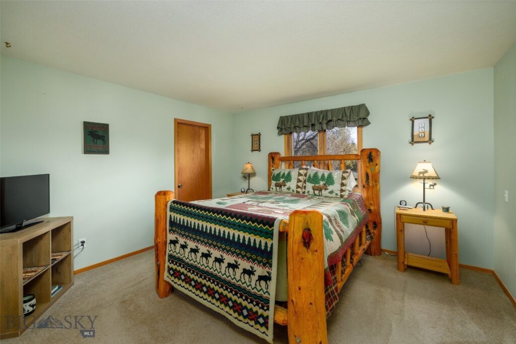706 Church Street, Belgrade MT 59714