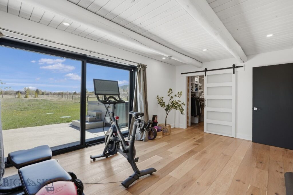 1589 Cougar Drive, Bozeman MT 59718
