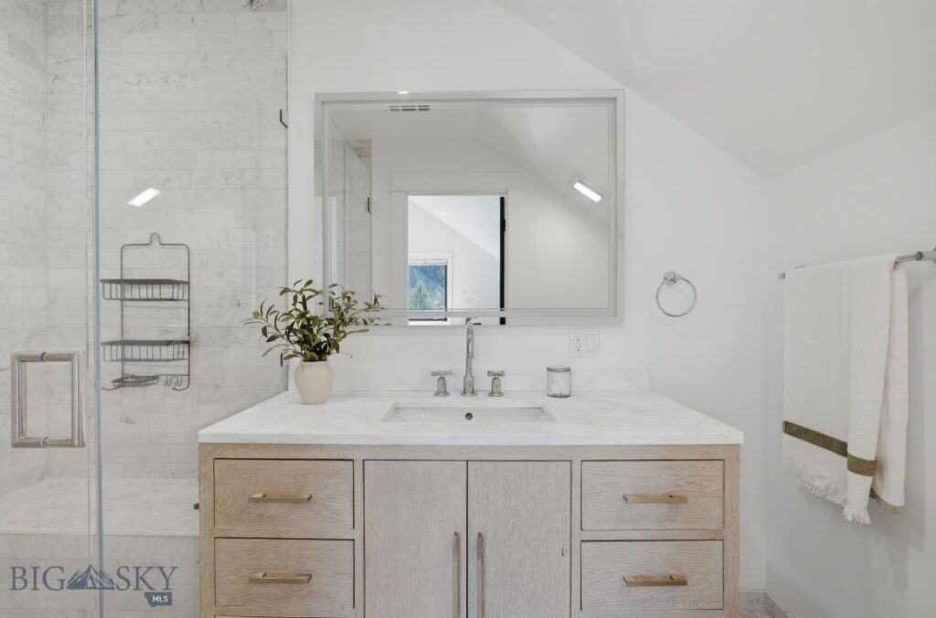 1589 Cougar Drive, Bozeman MT 59718