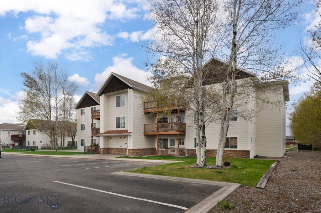 21 N Shore Drive, Belgrade MT 59714