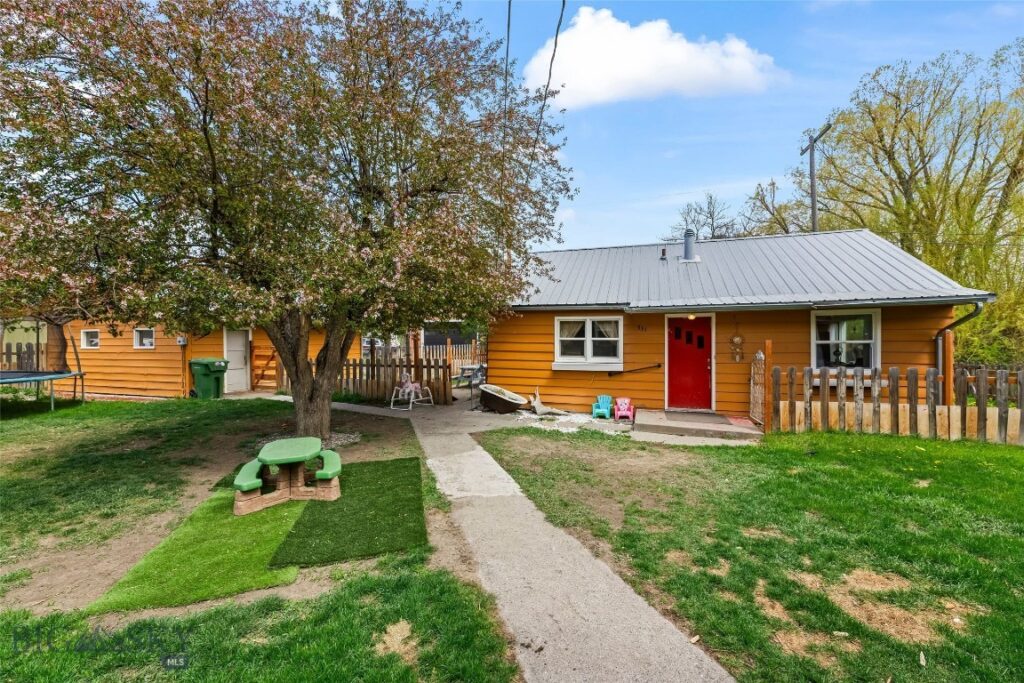 529 S 9th Street, Livingston MT 59047