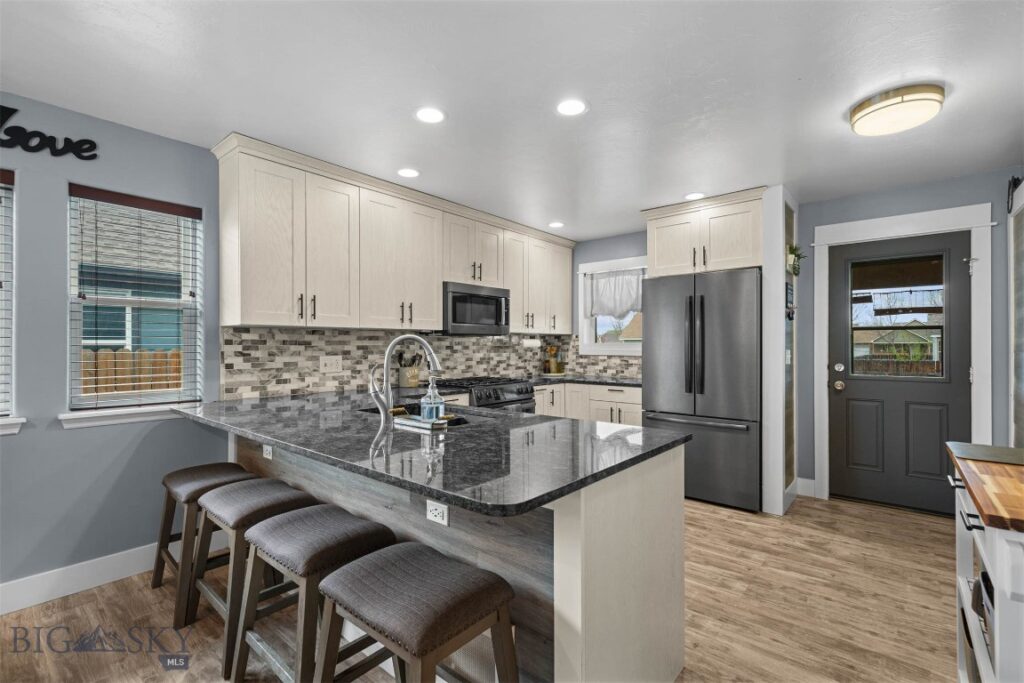 79 Woodman Drive, Belgrade MT 59714