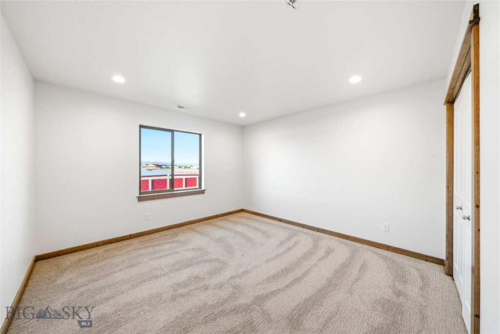 2012 Ross Way, Belgrade MT 59714