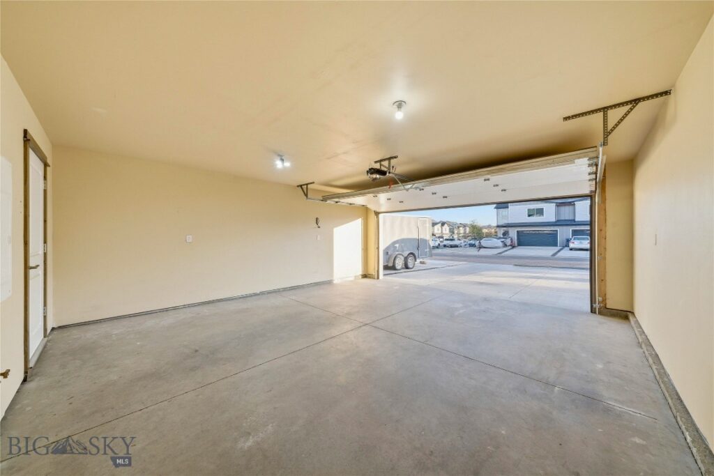 2012 Ross Way, Belgrade MT 59714