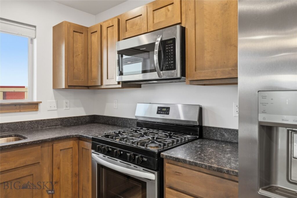 2012 Ross Way, Belgrade MT 59714