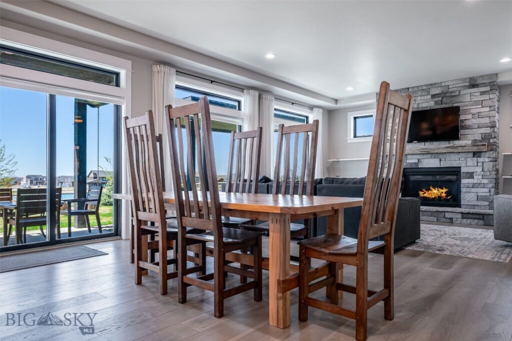 950 White Horse Loop, Bozeman MT 59718