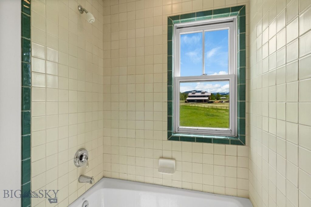 648 Bushnell Road, Bozeman MT 59718