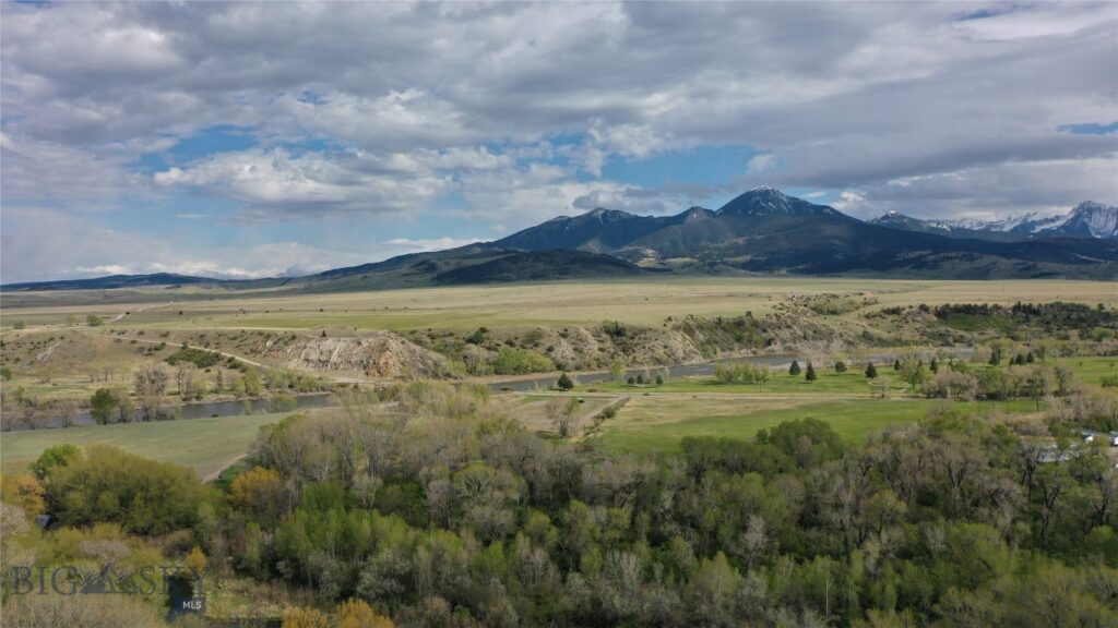 118 S O Street, Livingston MT 59047