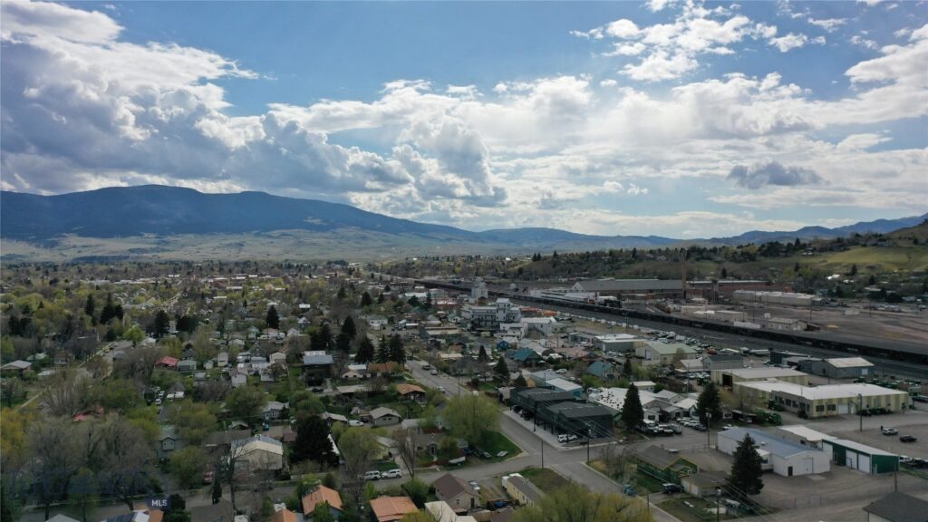 118 S O Street, Livingston MT 59047