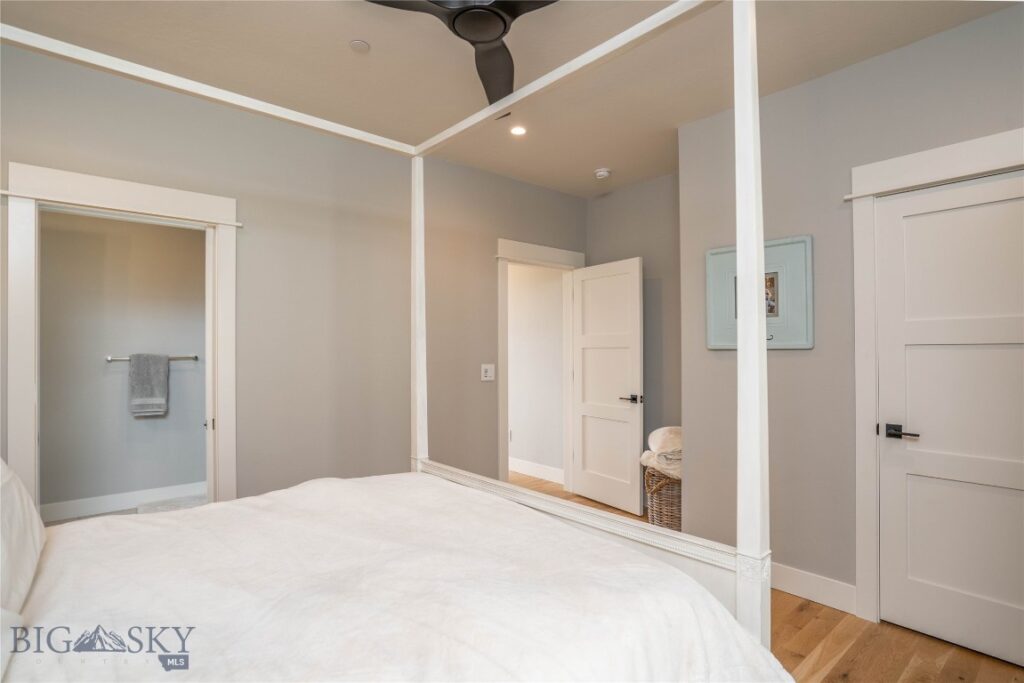 28 Defender Lane, Bozeman MT 59718