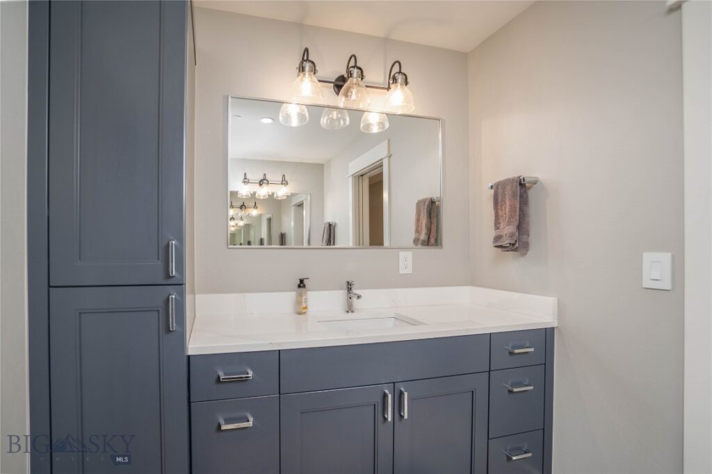 28 Defender Lane, Bozeman MT 59718