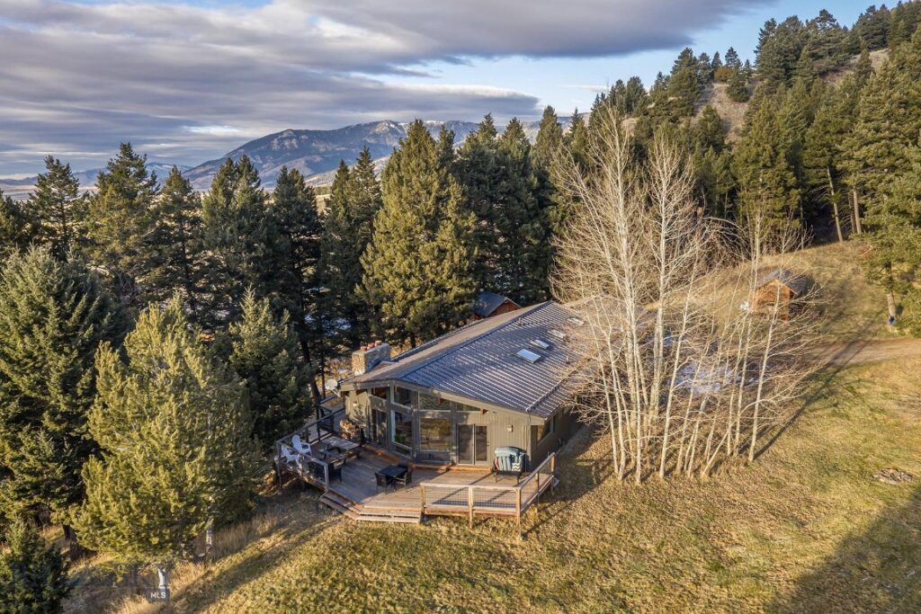 17640 Rocky Mountain Road, Belgrade MT 59714