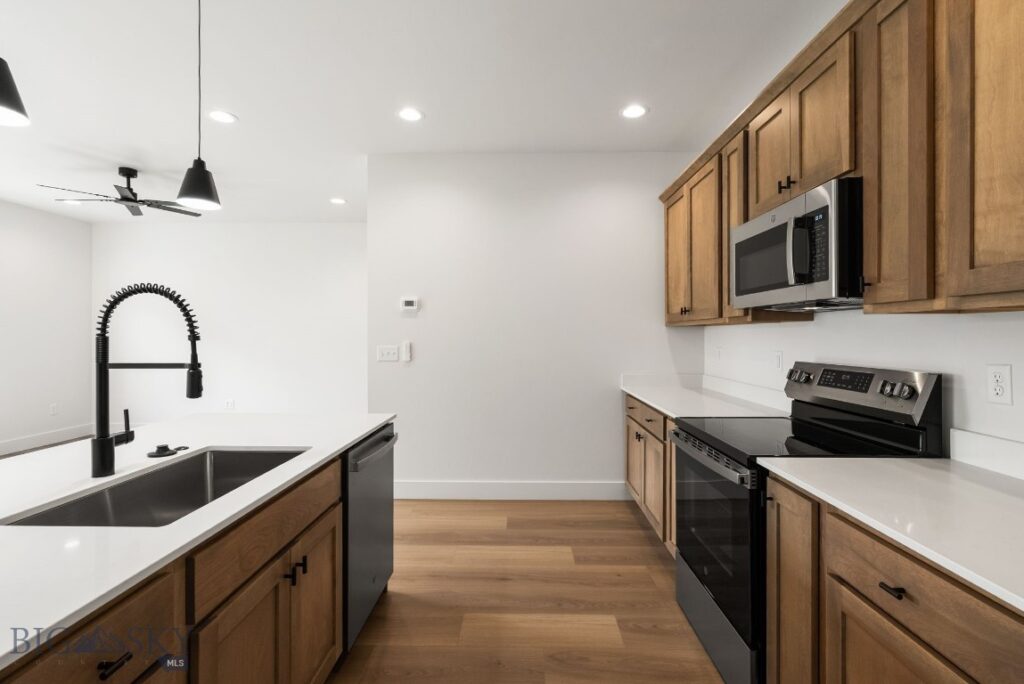 100 Bow Perch Lane, Bozeman MT 59718
