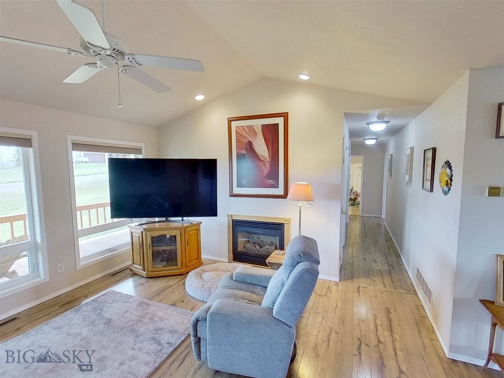 24 Kindsfather Drive, Livingston MT 59047