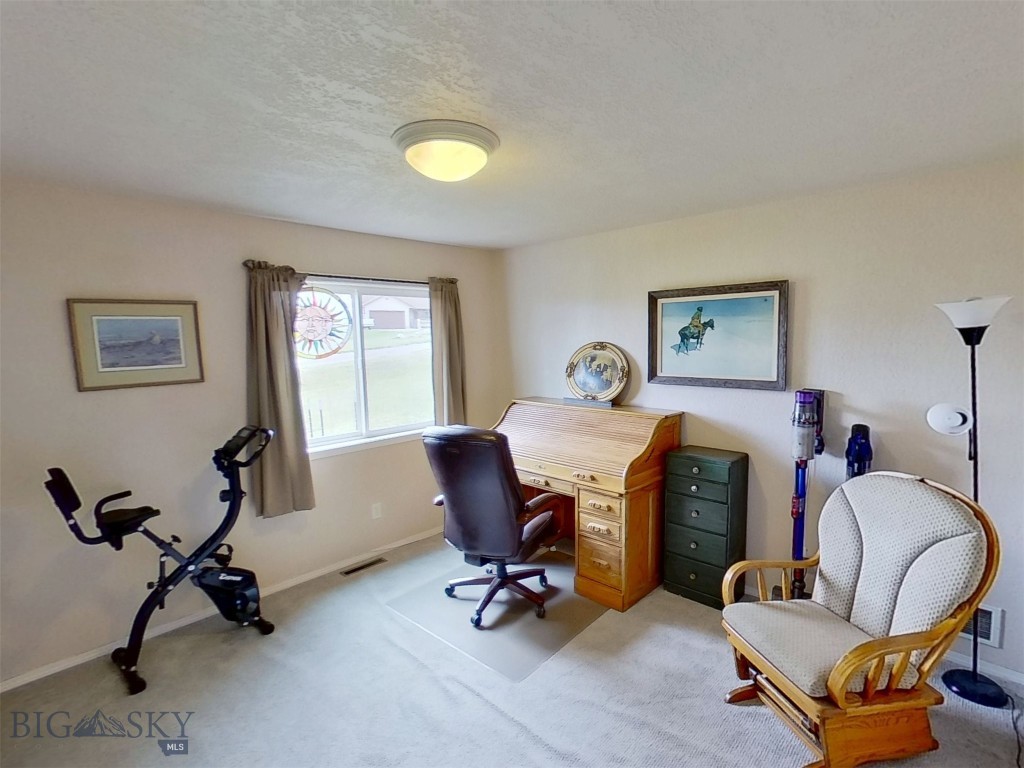 24 Kindsfather Drive, Livingston MT 59047