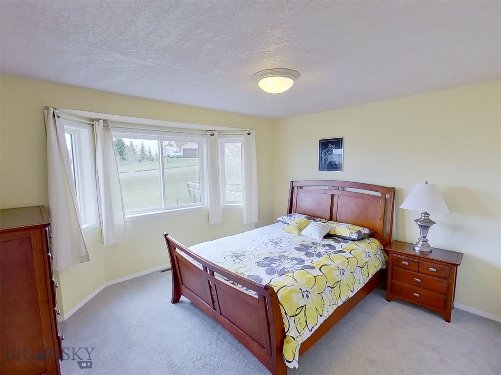 24 Kindsfather Drive, Livingston MT 59047