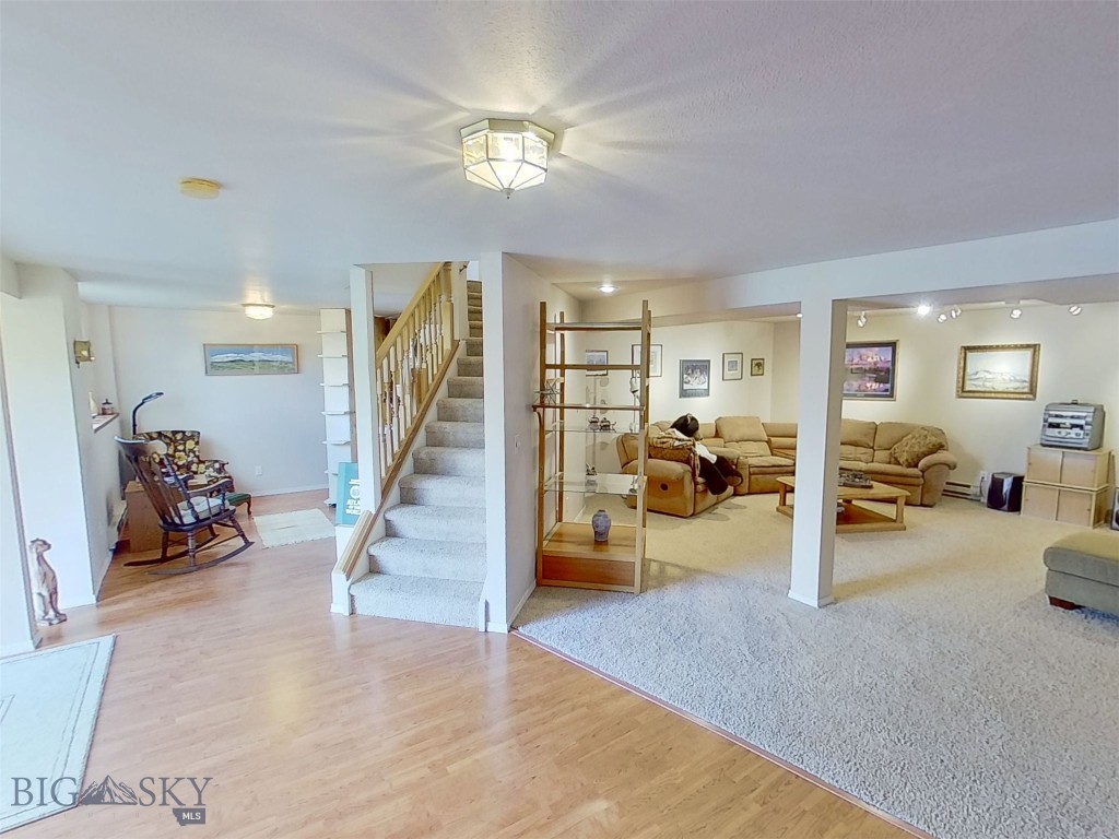 24 Kindsfather Drive, Livingston MT 59047