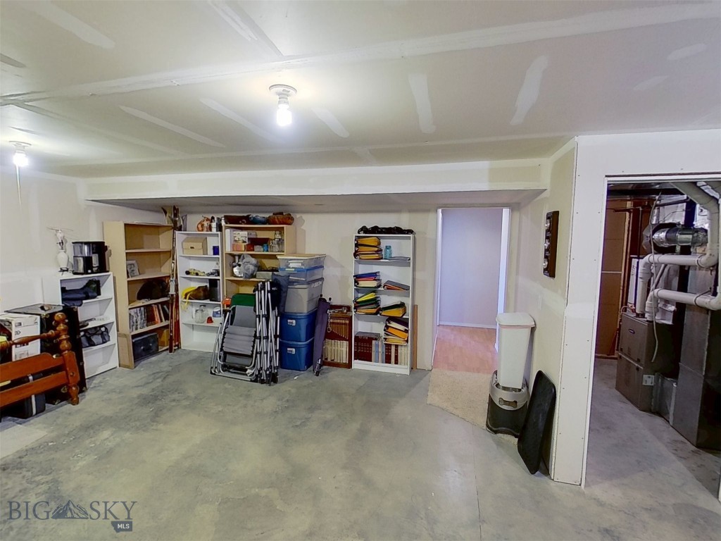 24 Kindsfather Drive, Livingston MT 59047