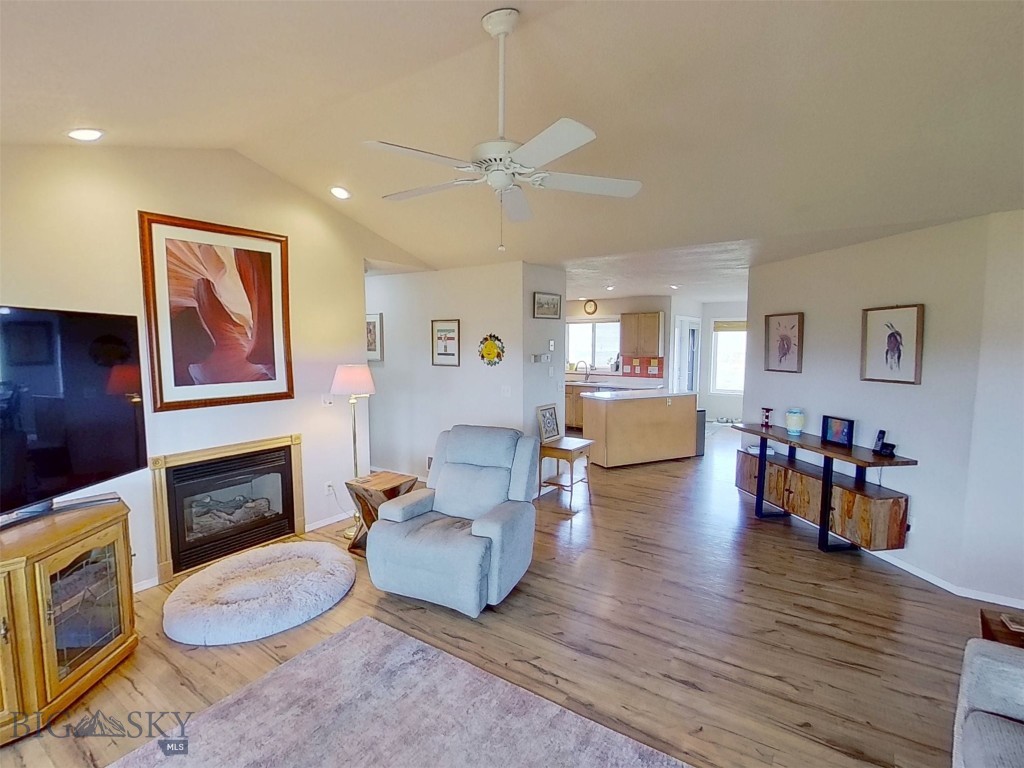 24 Kindsfather Drive, Livingston MT 59047