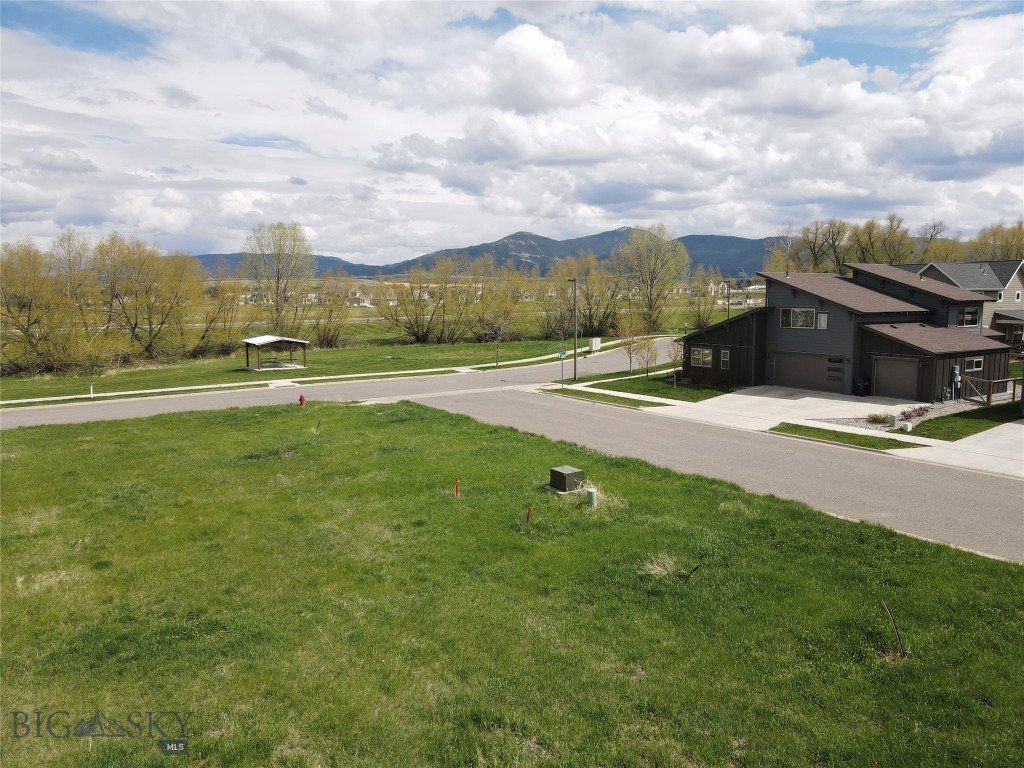2023 Jacobs Street, Bozeman MT 59715