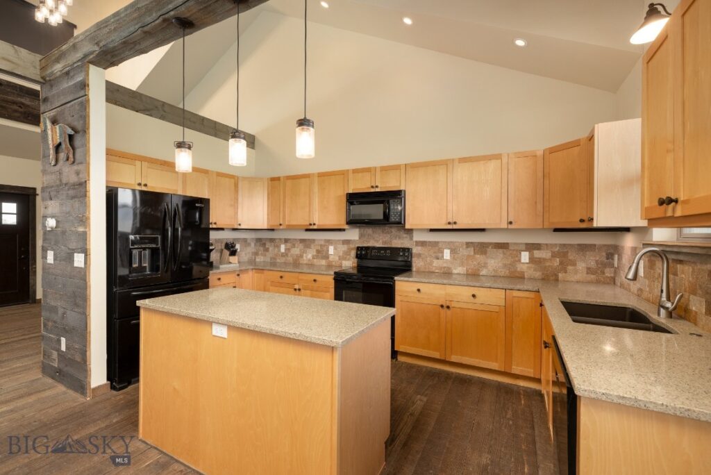 1704 Roundup Boulevard, Belgrade MT 59714