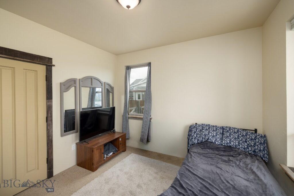 1704 Roundup Boulevard, Belgrade MT 59714