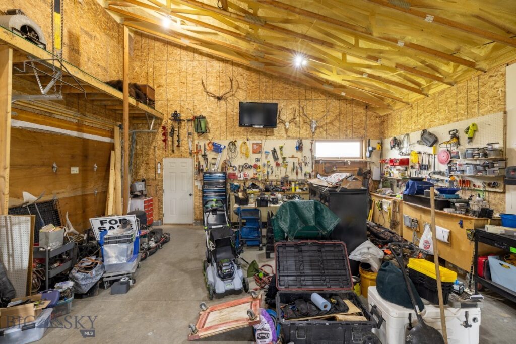 1704 Roundup Boulevard, Belgrade MT 59714