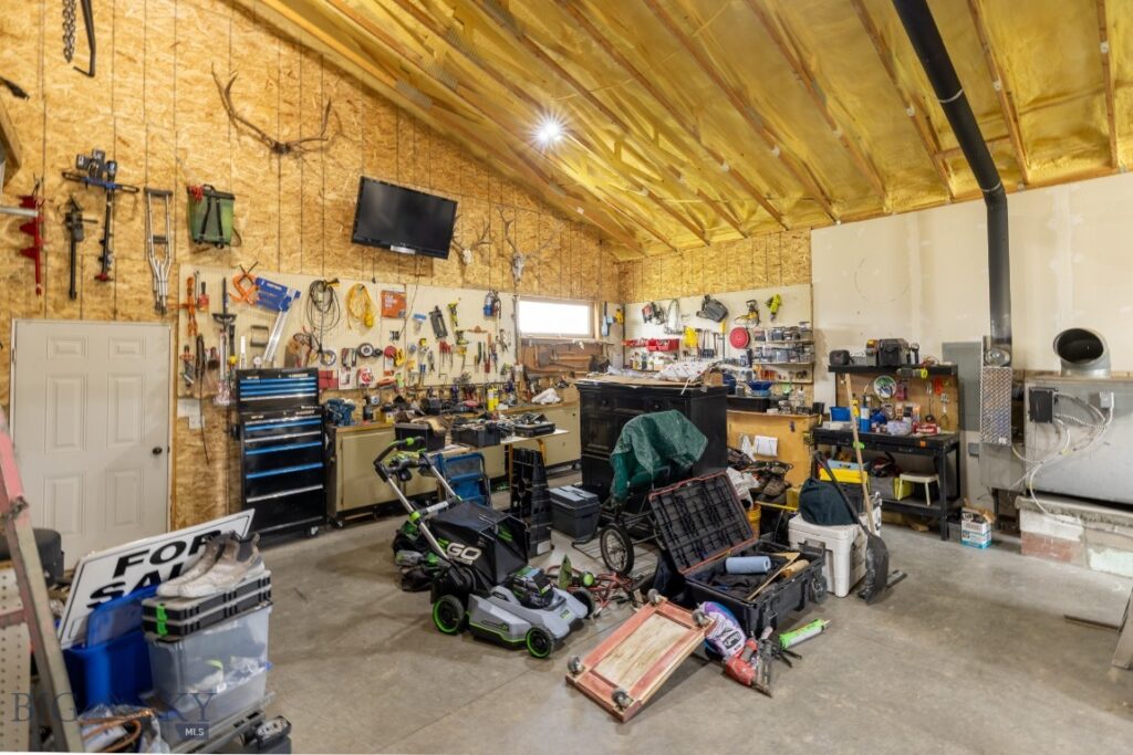1704 Roundup Boulevard, Belgrade MT 59714