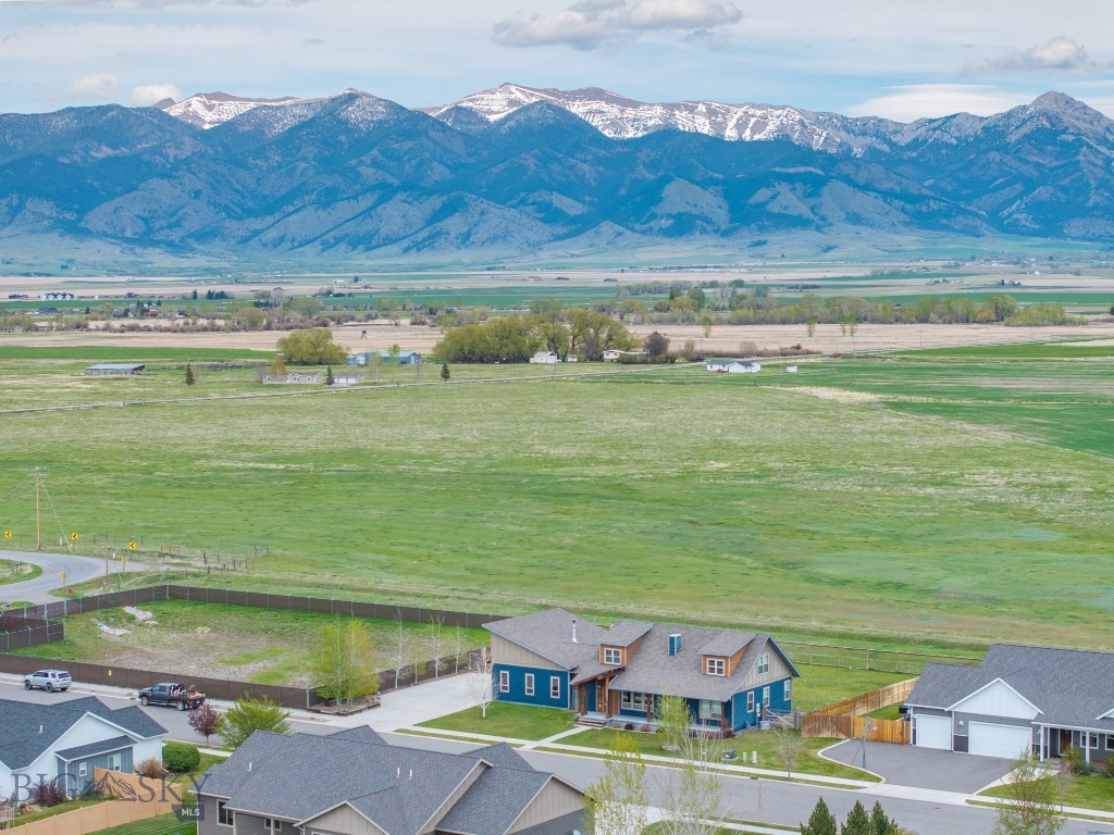1704 Roundup Boulevard, Belgrade MT 59714