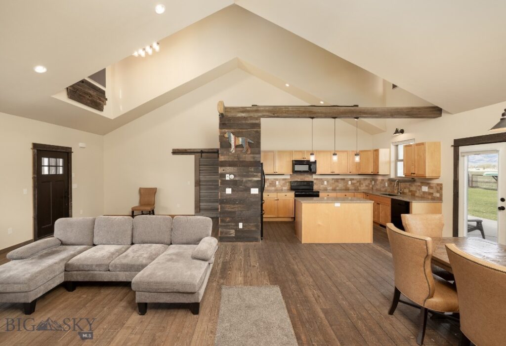 1704 Roundup Boulevard, Belgrade MT 59714