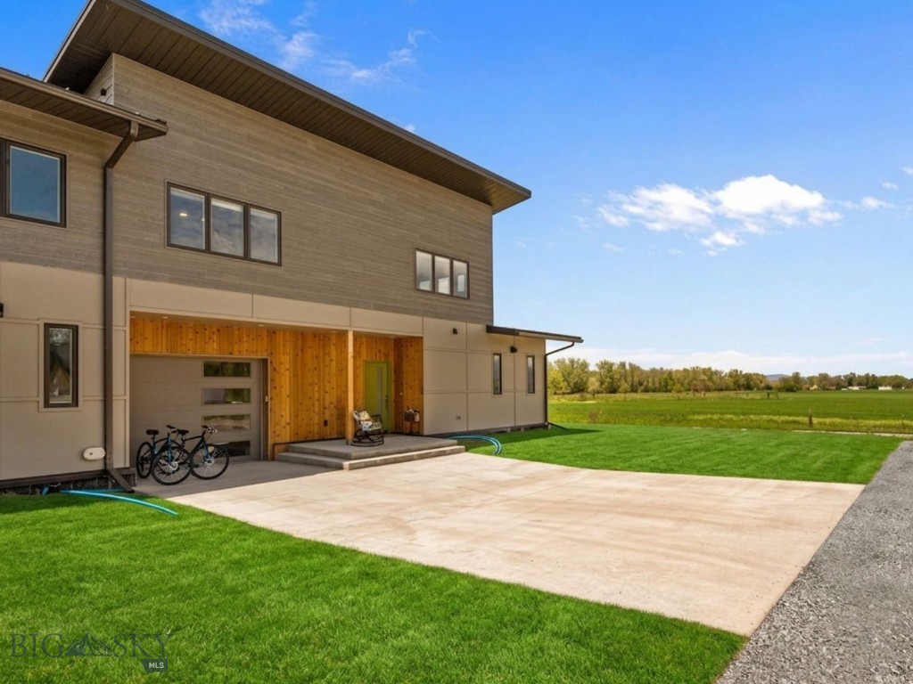 708 Circle F Trail, Bozeman MT 59718