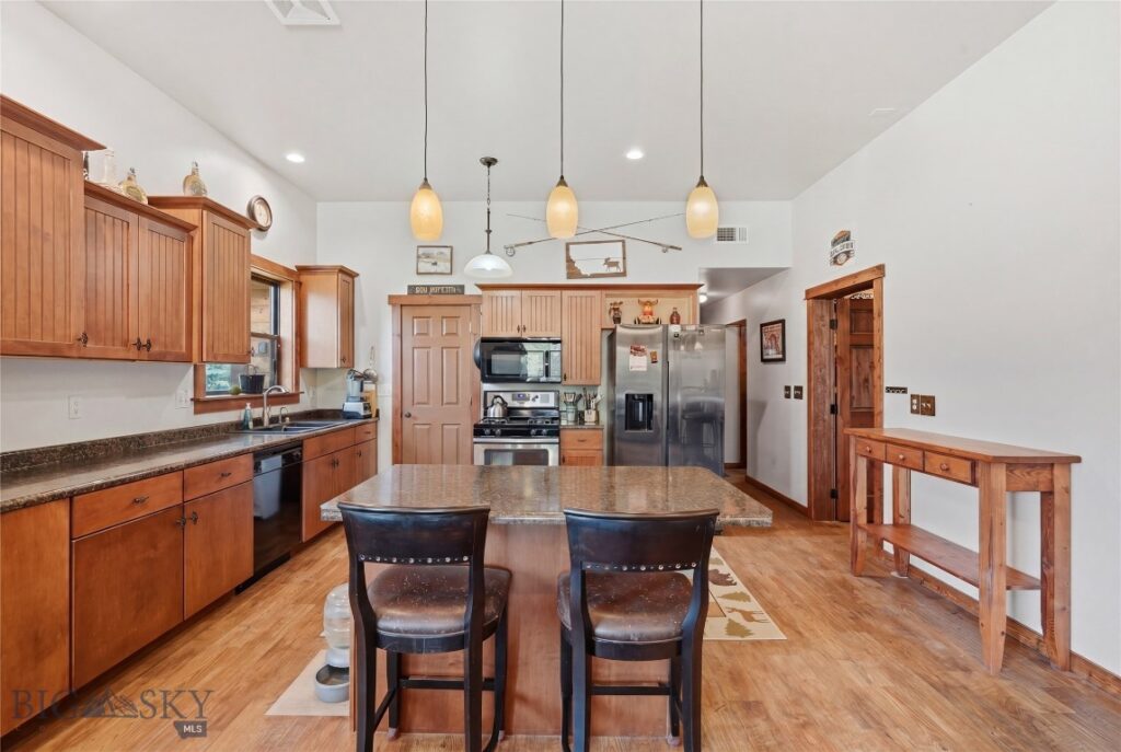 116 Elk Ridge Road, Livingston MT 59047