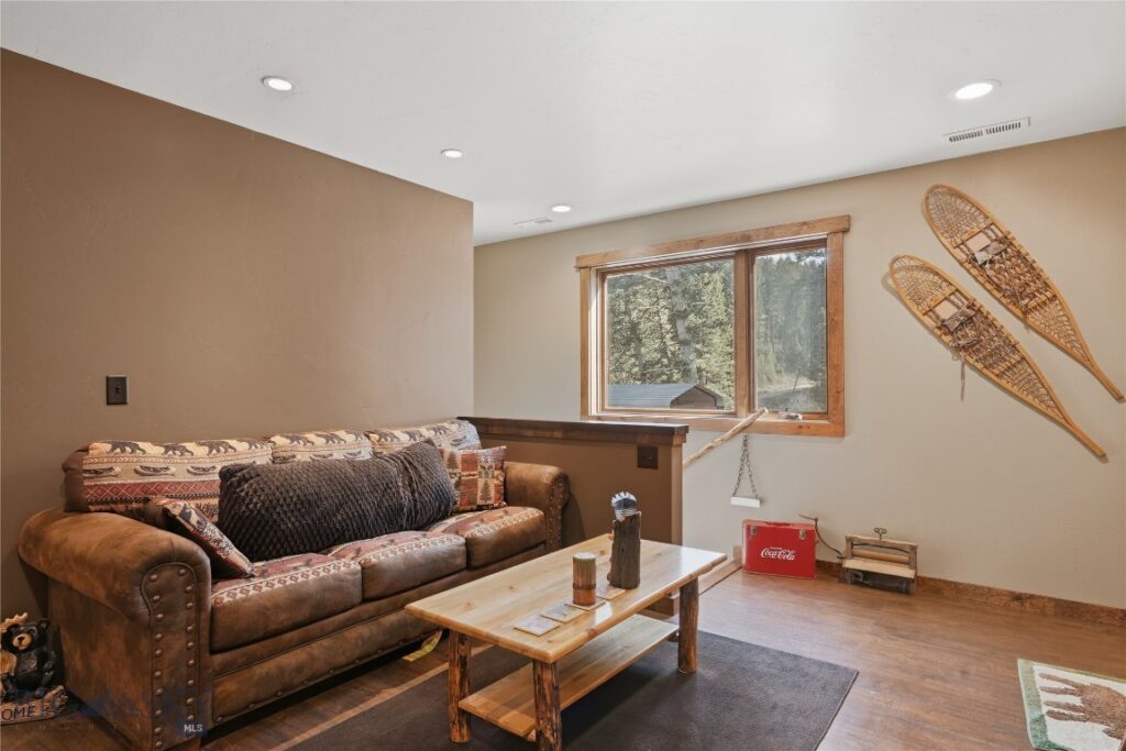 116 Elk Ridge Road, Livingston MT 59047