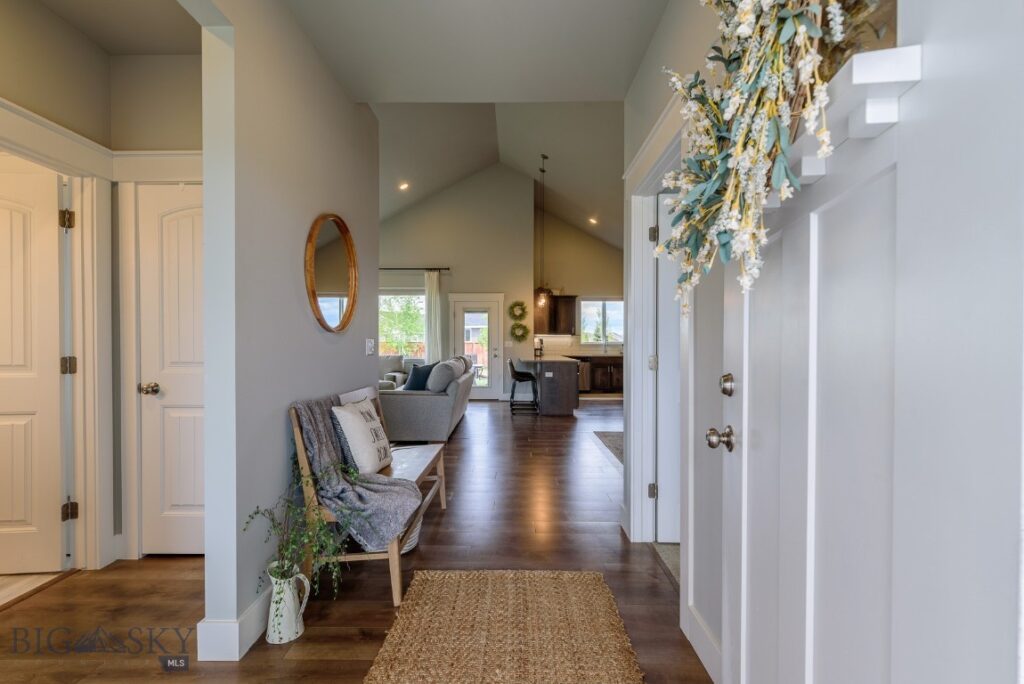 1514 Twodot Lane, Belgrade MT 59714