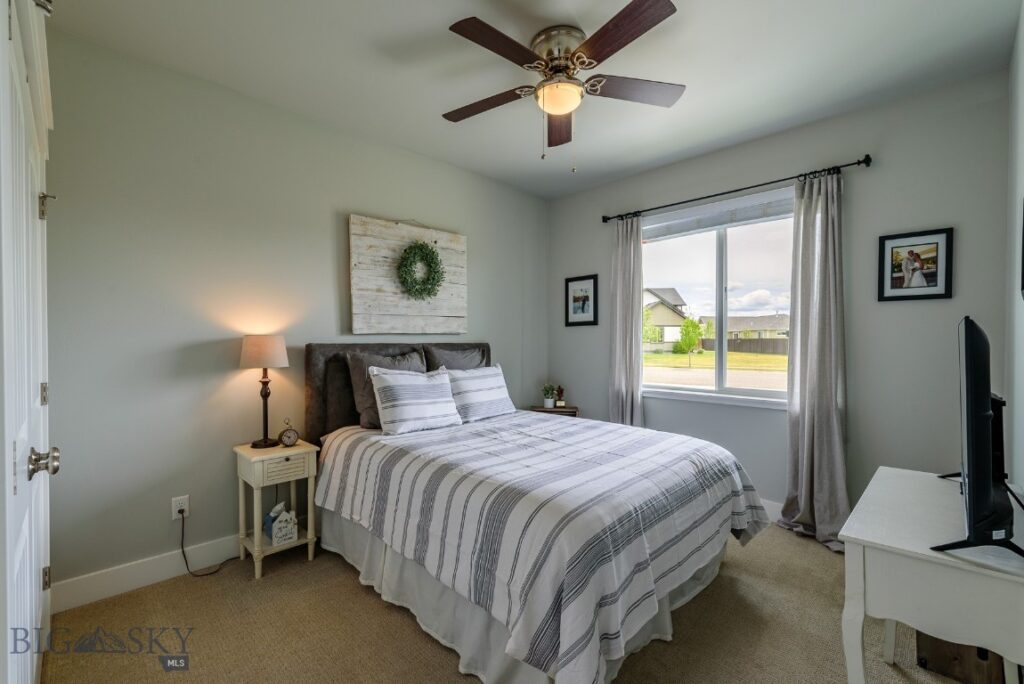 1514 Twodot Lane, Belgrade MT 59714